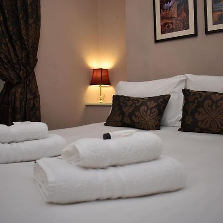 West Port - 2Br In The Heart Of The Old Town Just Off The Grassmarket EDI Exterior photo