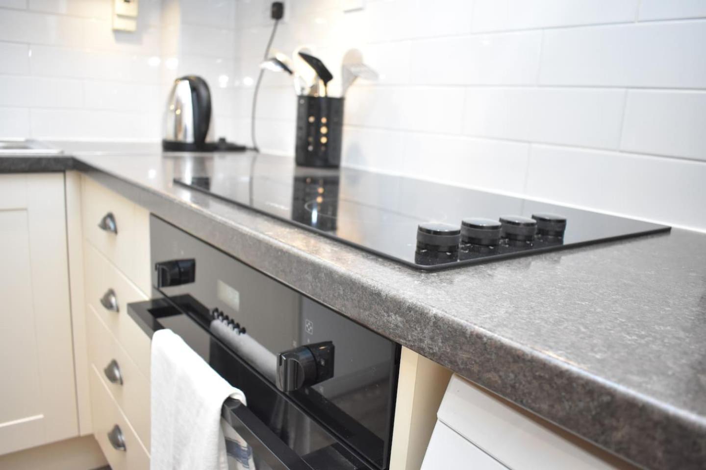 West Port - 2Br In The Heart Of The Old Town Just Off The Grassmarket EDI Exterior photo