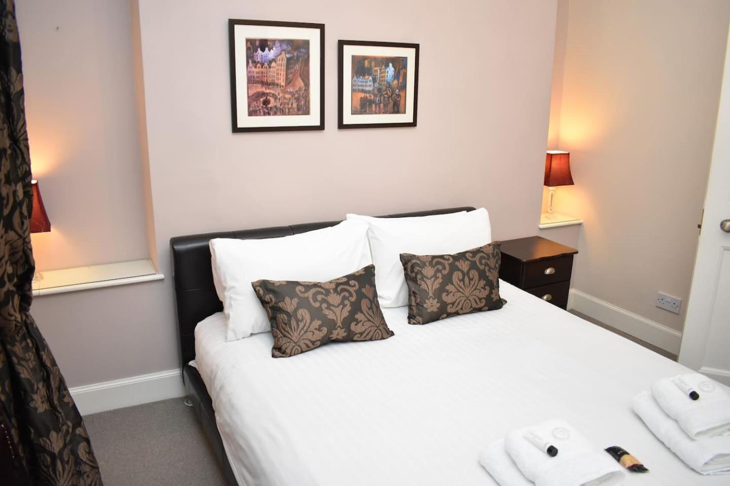 West Port - 2Br In The Heart Of The Old Town Just Off The Grassmarket EDI Exterior photo