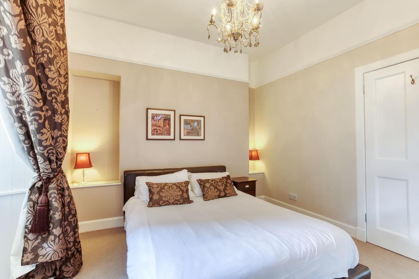 West Port - 2Br In The Heart Of The Old Town Just Off The Grassmarket EDI Exterior photo