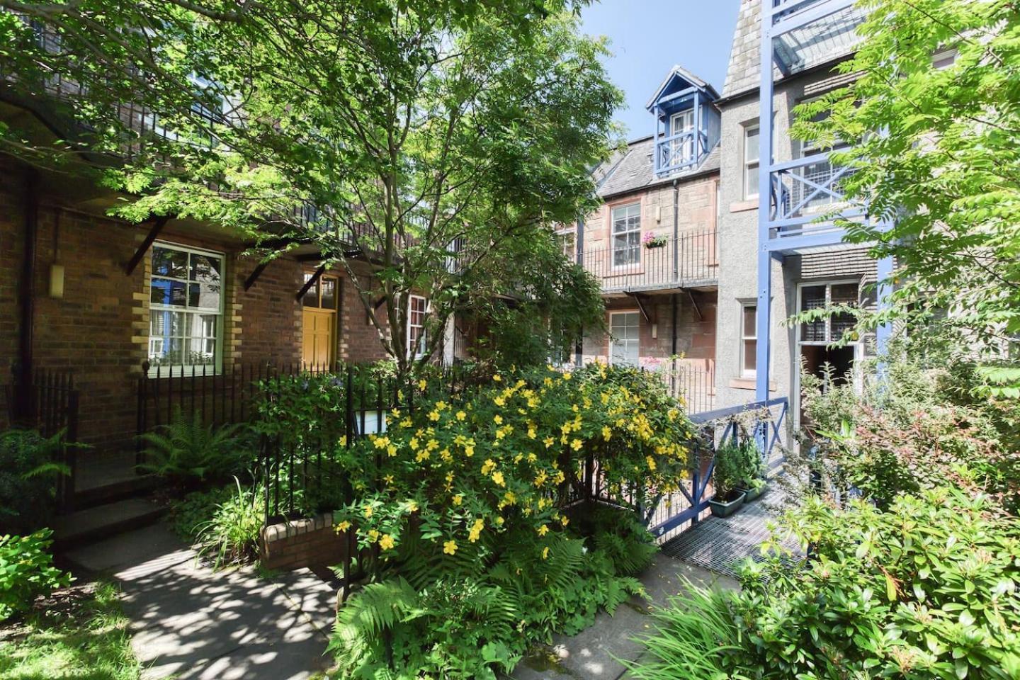 West Port - 2Br In The Heart Of The Old Town Just Off The Grassmarket EDI Exterior photo